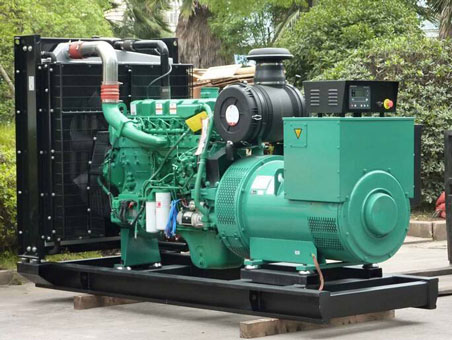 营根镇710kw康明斯柴油发电机组